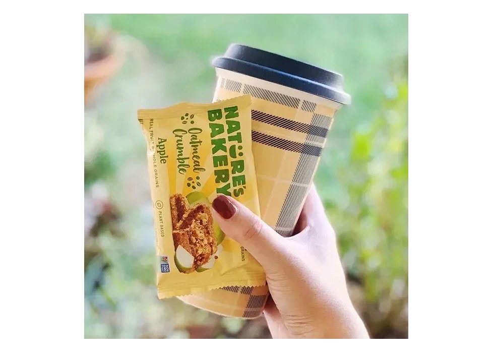 Nature’s Bakery Oatmeal Crumble Apple Flavor - (6packs x 8.46oz) - snack bar